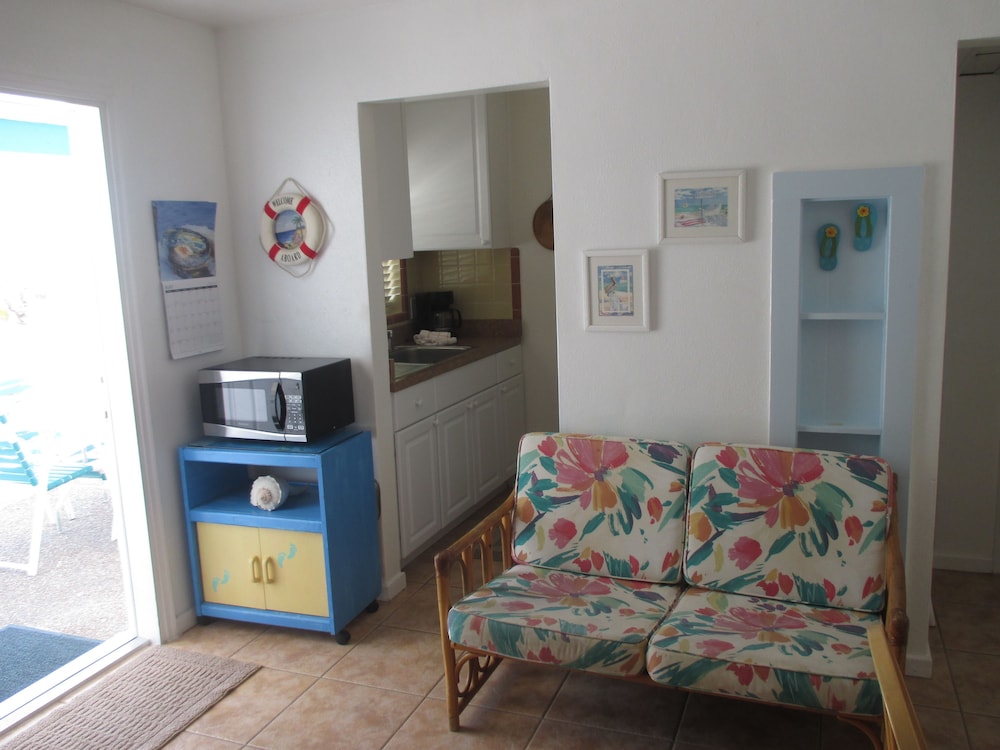 Sea Club I Beach Resort 14/66