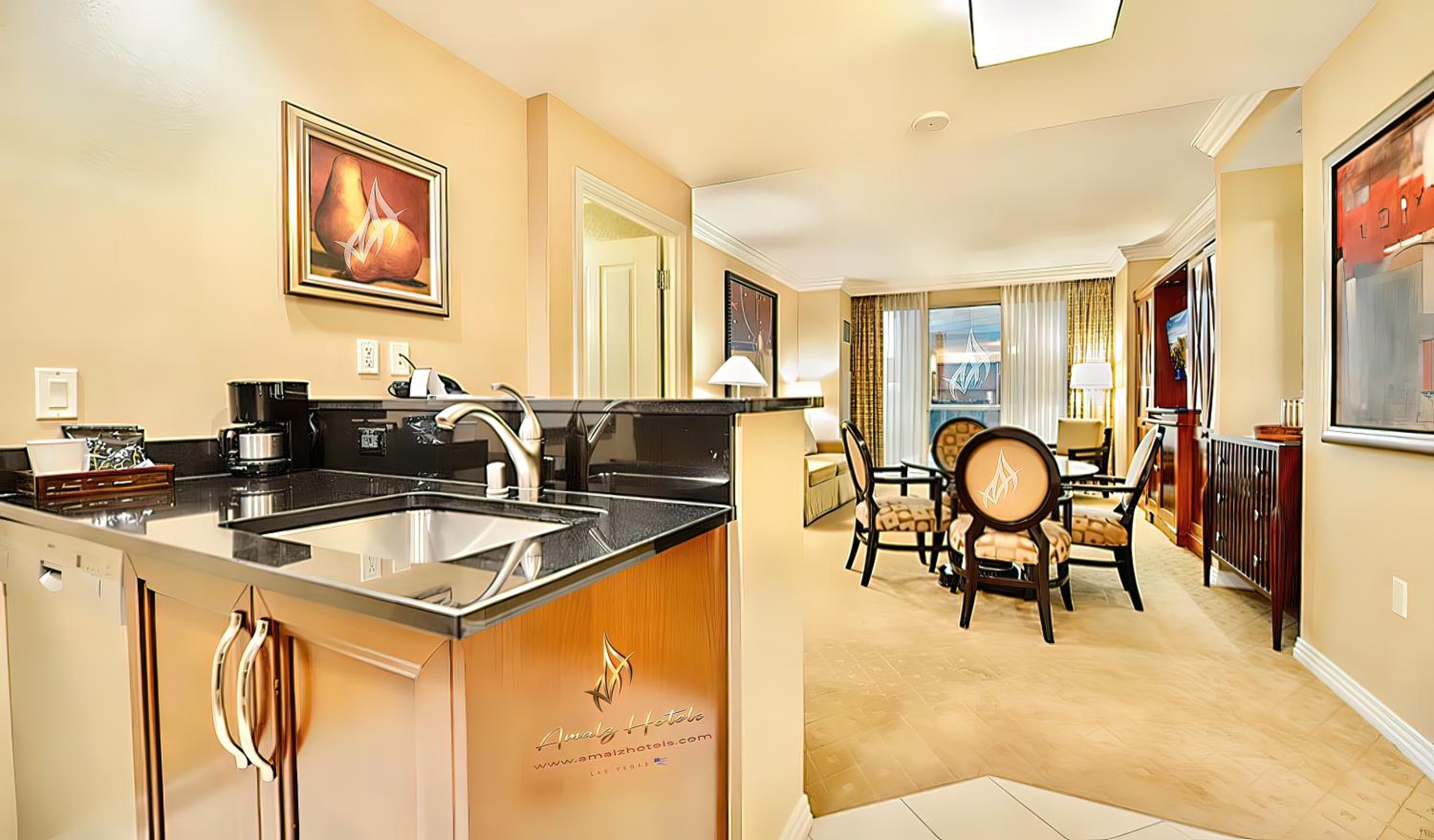 888 Signature Suites Collection At Signature Condo Hotel 39/48