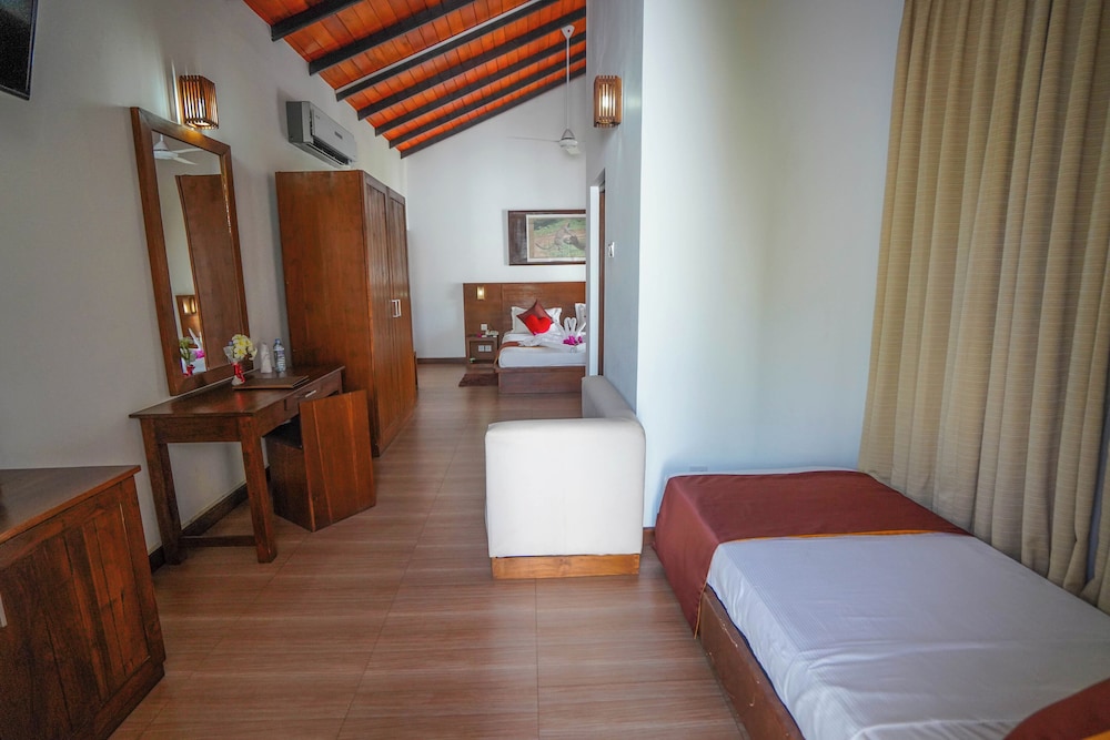 Hotel Tamarind Tree Tissamaharama 16/60