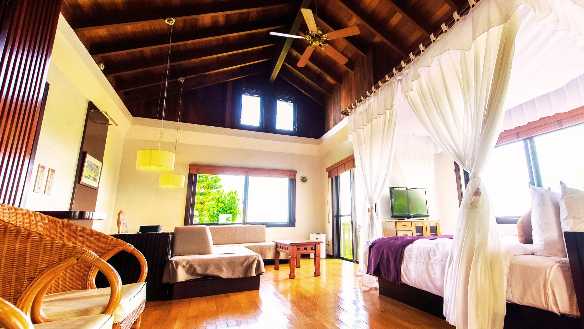 Deluxe, Suite, Double Bed, Mountain View