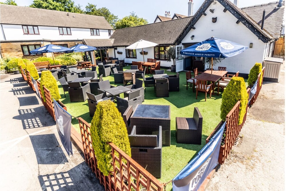 The Boars Head Hotel 3/49