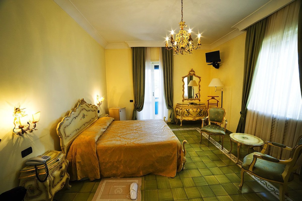 Grande Albergo Miramare 24/50