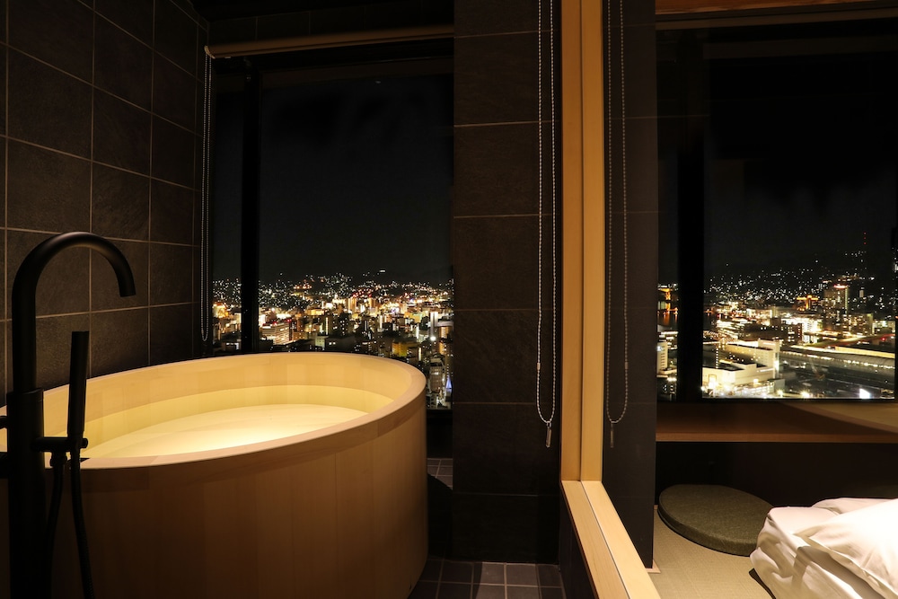 Hotel Nagasaki 48/50