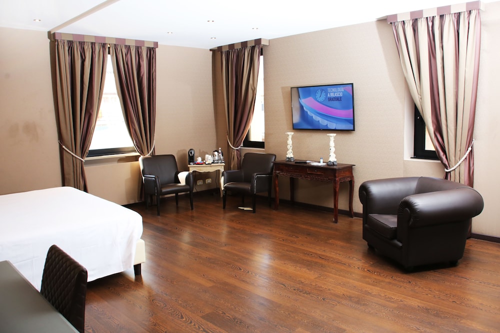 Th Roma Carpegna Palace 37/50
