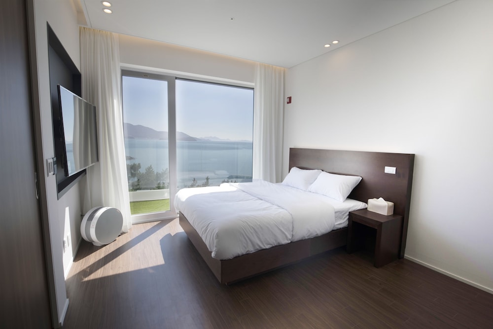 Cove, Suite, Ocean View, Terrace