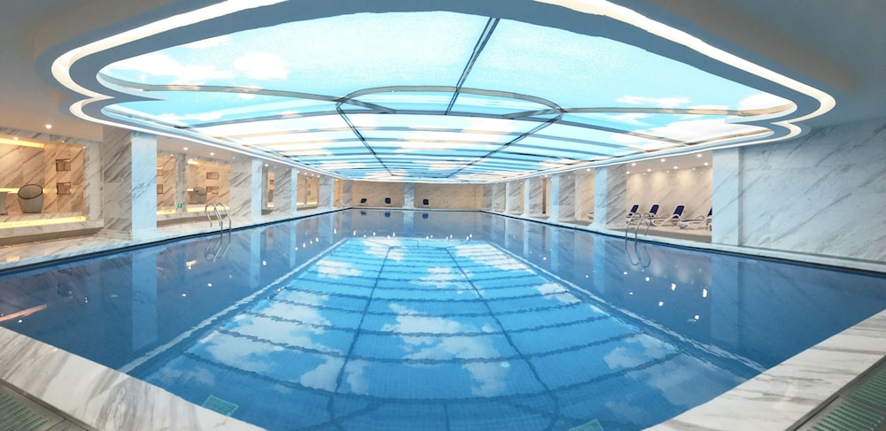 Royal Garden Hotel Shanghai 27/50