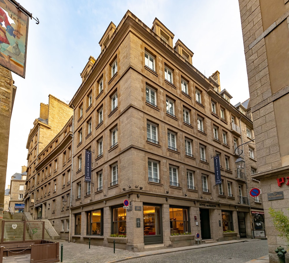 Hotel des Marins 34/50