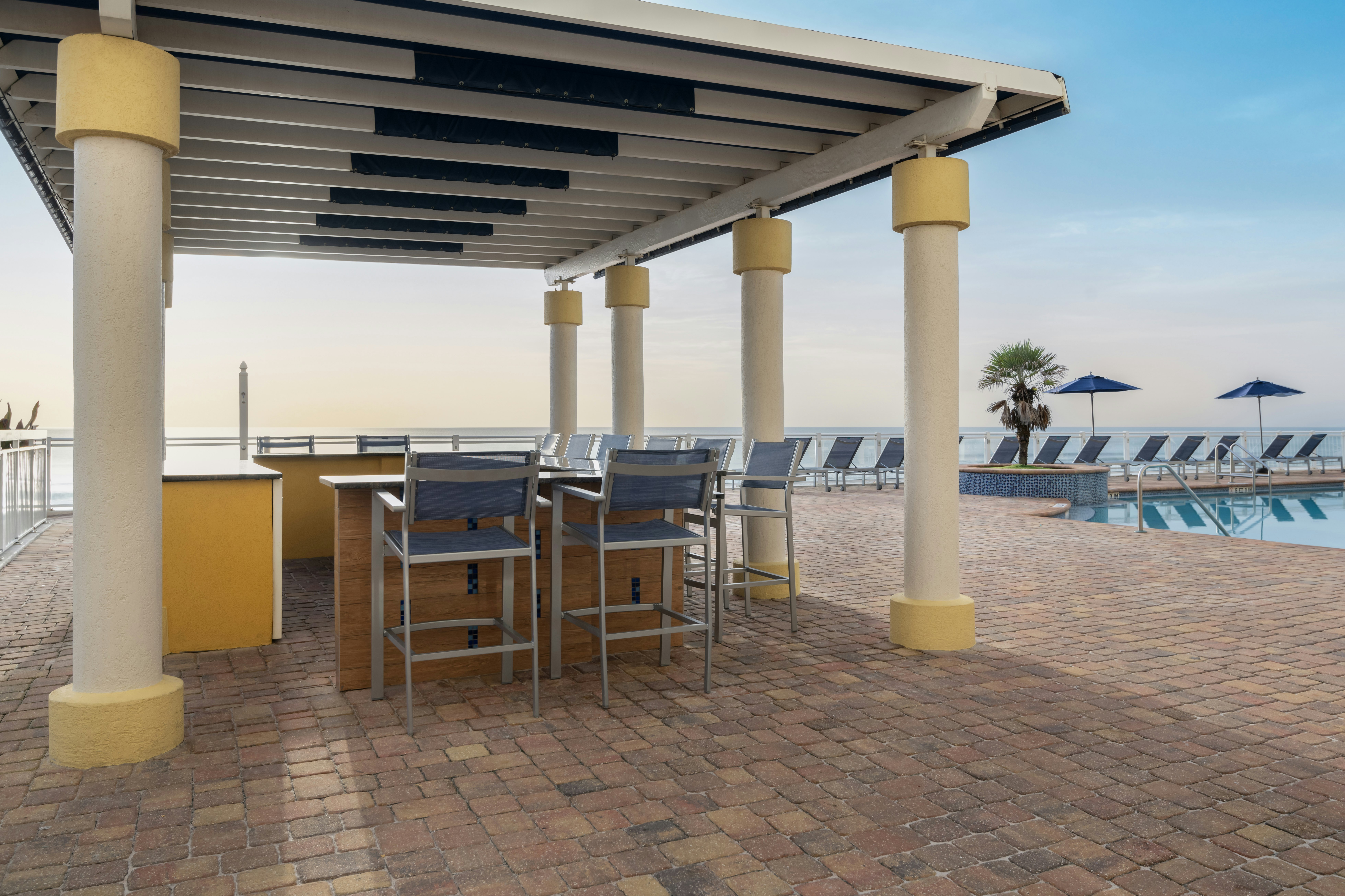 Hilton Garden Inn Daytona Beach Oceanfront 40/58