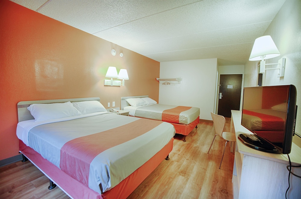 Motel6 Albany, NY 15/60