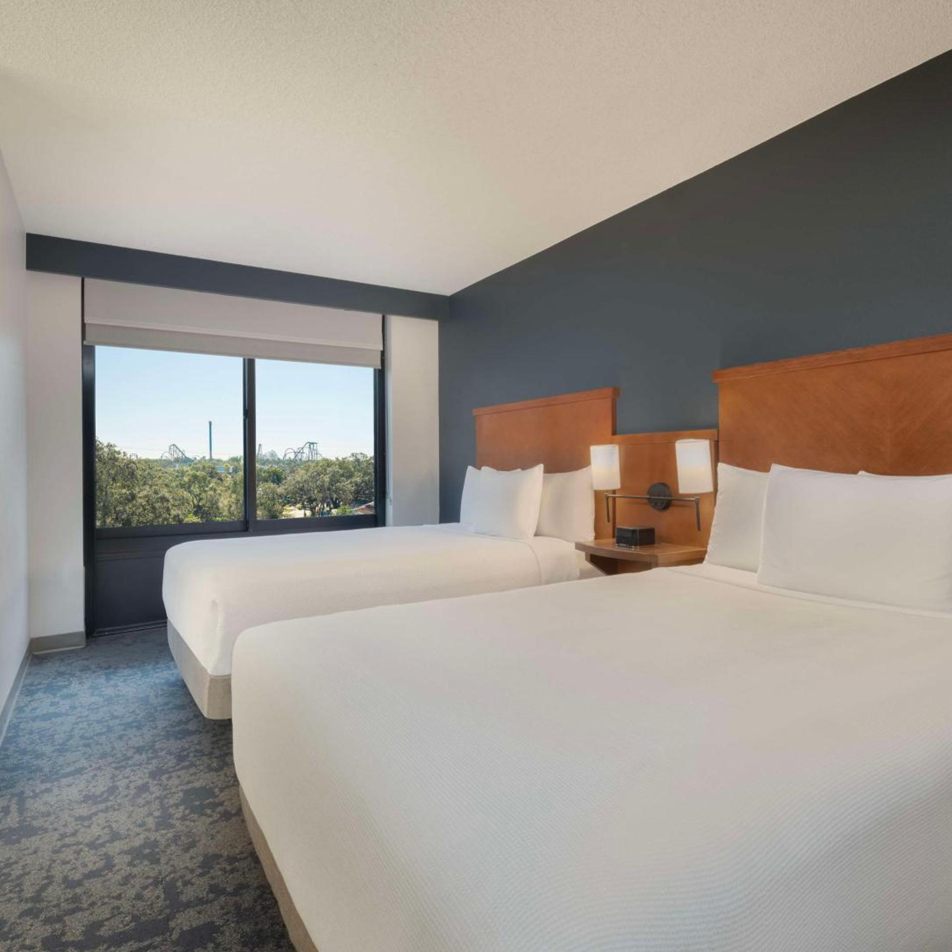 Specialty, 2 Double Beds, High Floor