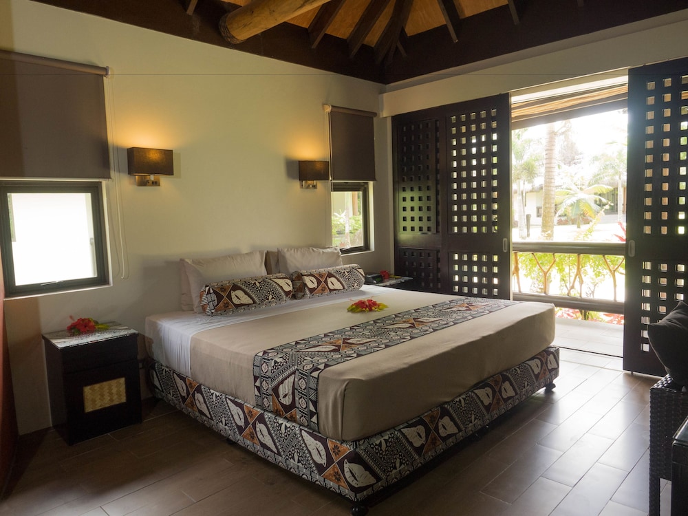 Uprising Beach Resort 22/72