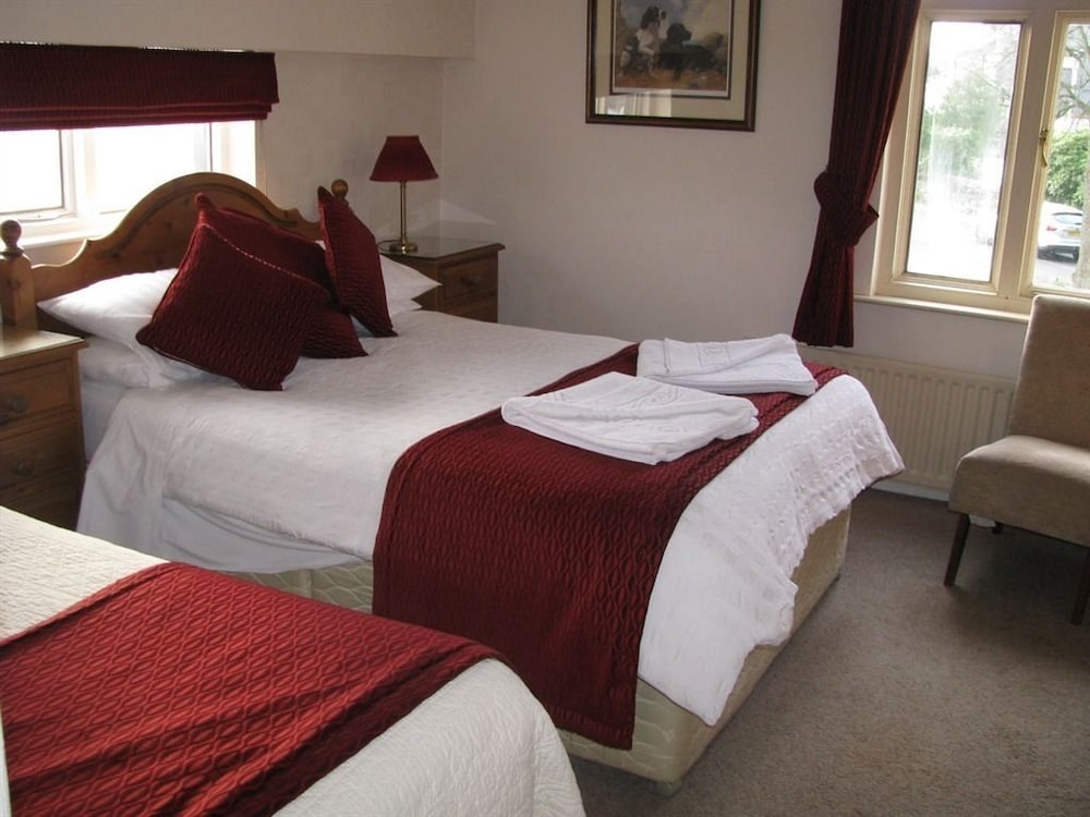 Meadowcroft Country Guest House 10/27