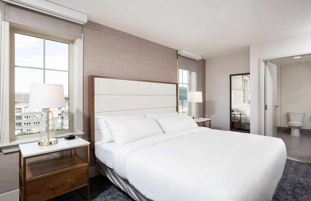 Pomeroy Hotel Fort McMurray 16/50