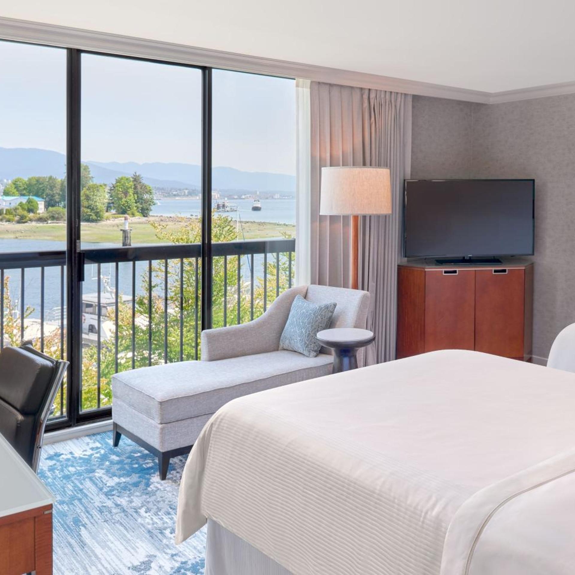 Harbor, Guest Room, Deluxe, 2 Double Beds, Mountain View