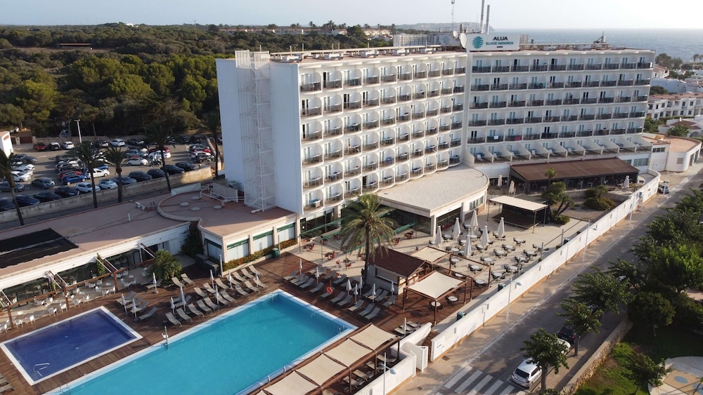 Alua Illa de Menorca 6/50