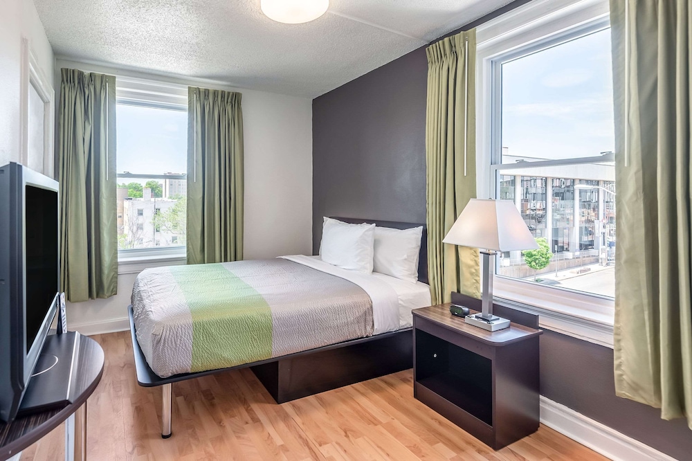 Quality Inn & Suites Kansas City Downtown 15/50