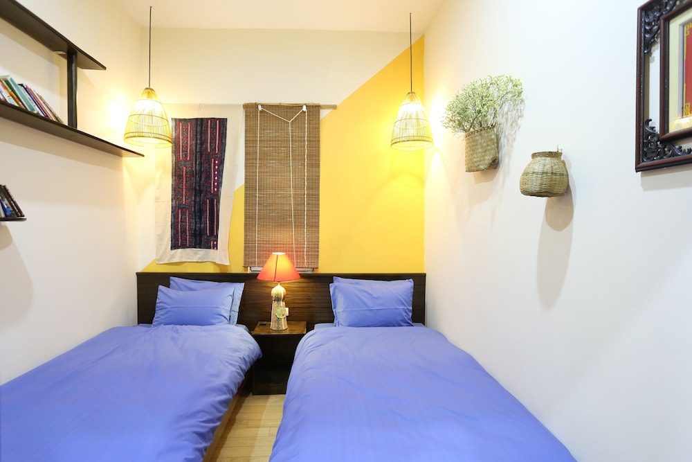 Tuti Lakeside Homestay 3/12