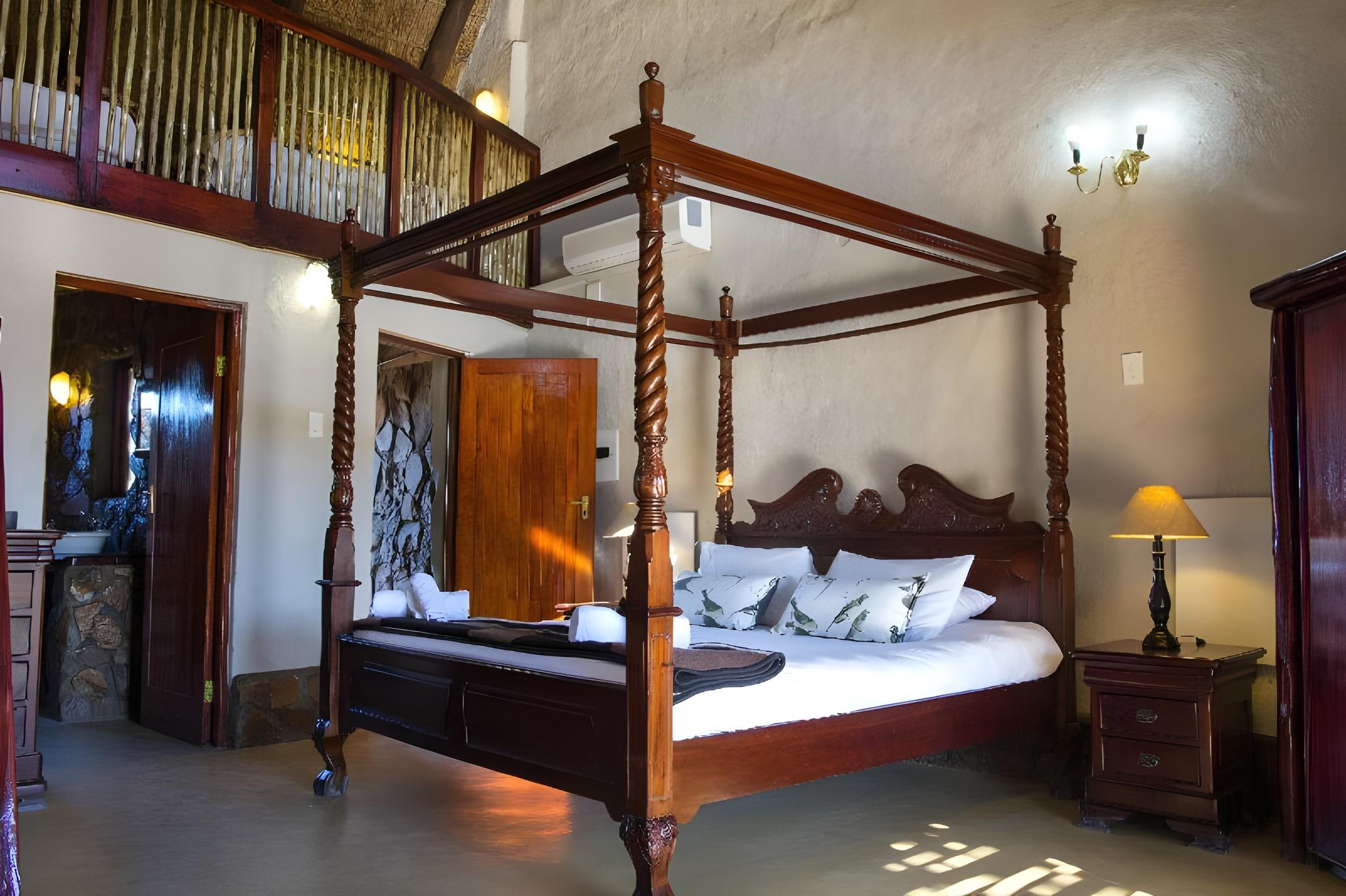 4 Rooms, Luxury, Family, Cottage, Queen Bed