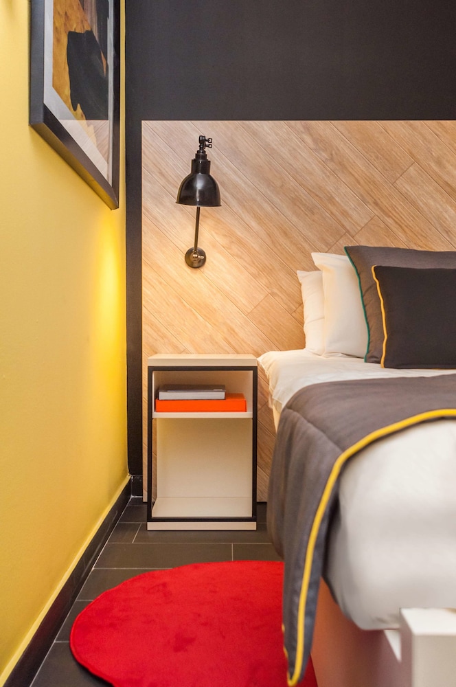 BE HOTEL 66/78
