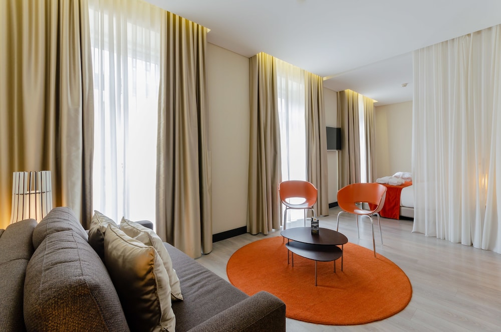 Hotel Santa Justa Lisboa 44/68