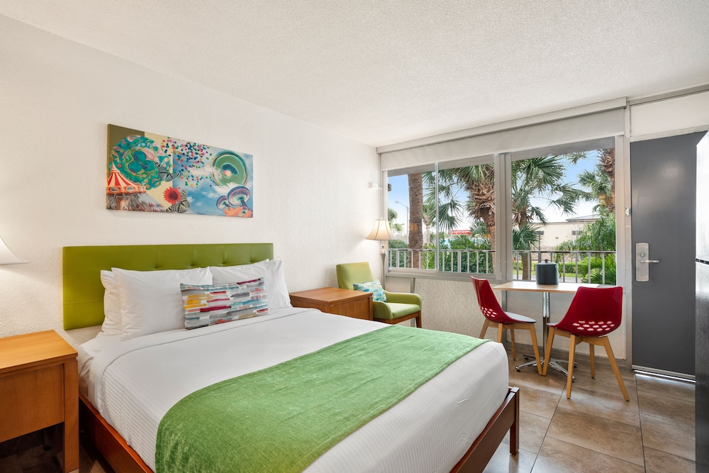 Park Royal Orlando Managed by Accor 12/50