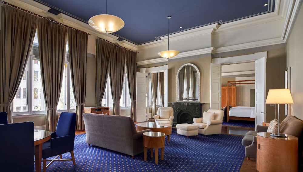 The Fullerton Hotel Sydney 48/68