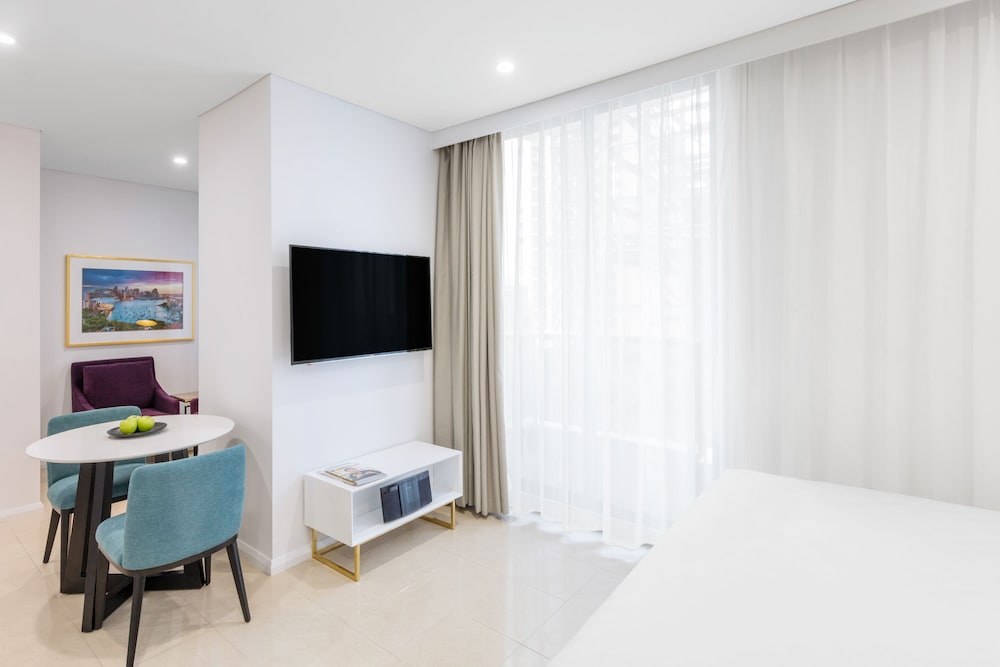 Meriton Suites Pitt Street 41/65