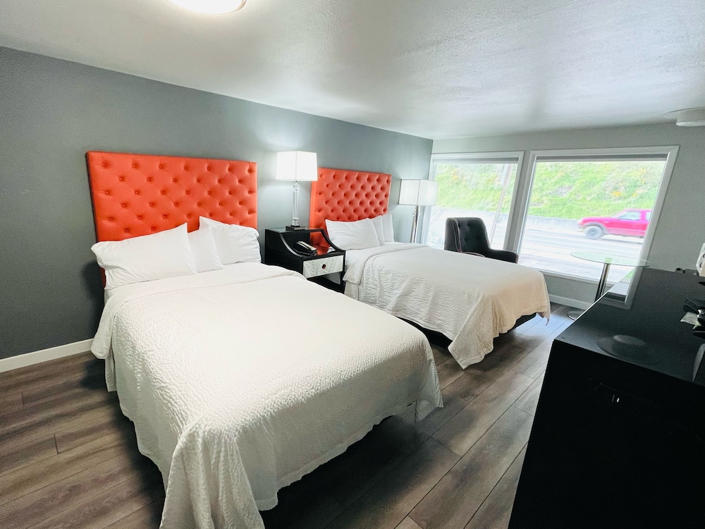 Tides Inn Suites 23/75