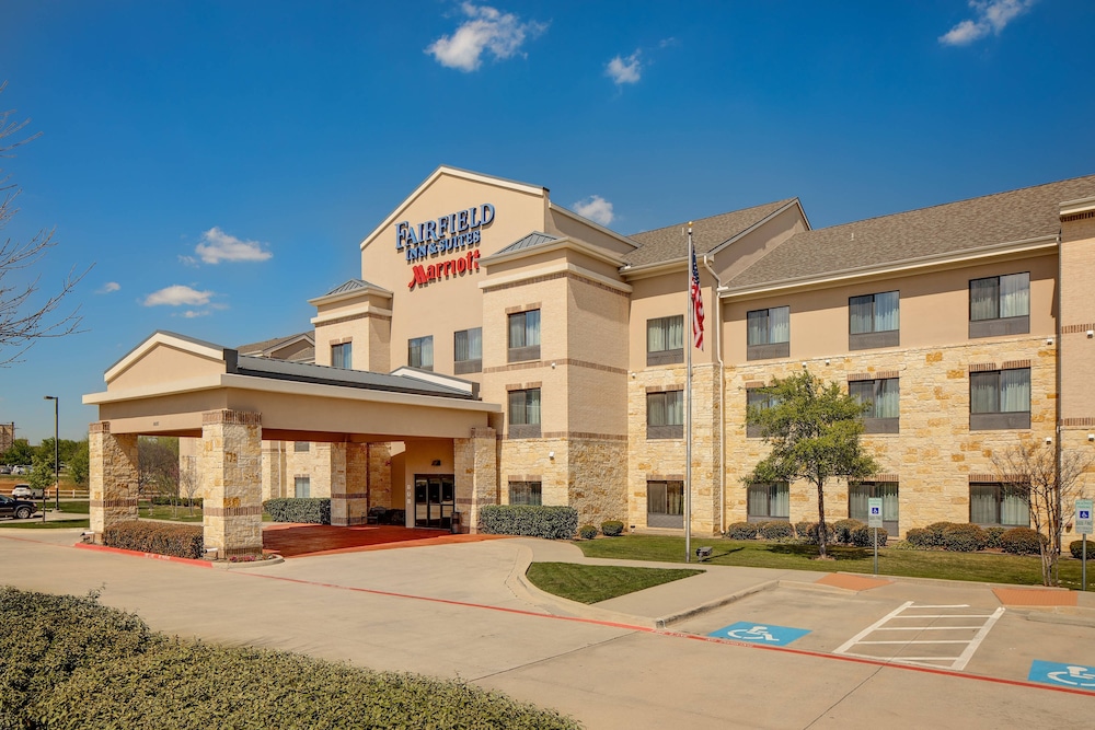 Fairfield Inn Suites By Marriott Dallas Mansfield 1/32