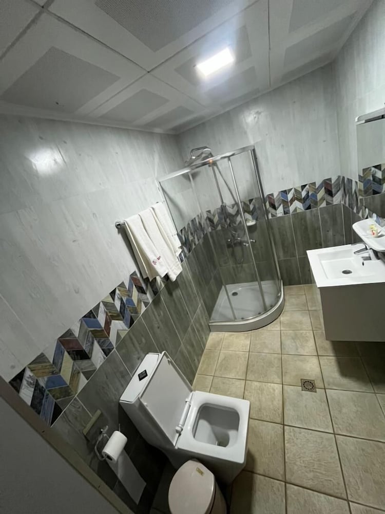 Safyad Hotel 30/40