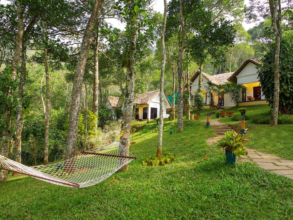 Niraamaya Retreats Cardamum Club 18/36