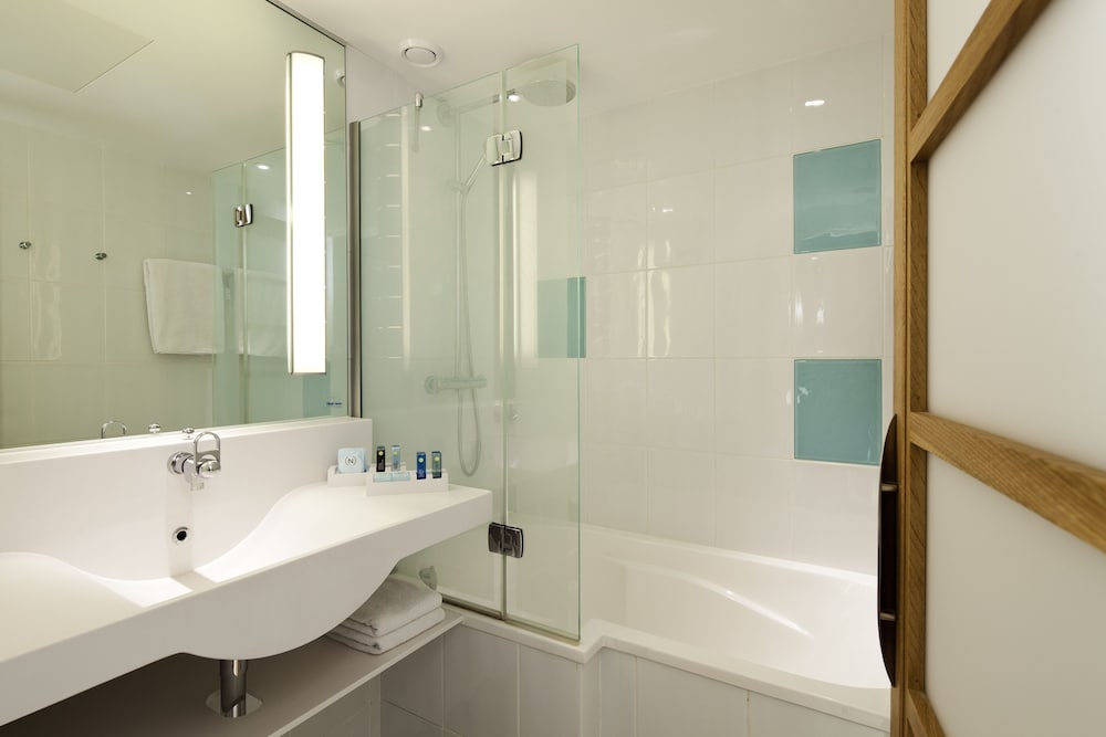Novotel Newcastle Airport 50/53