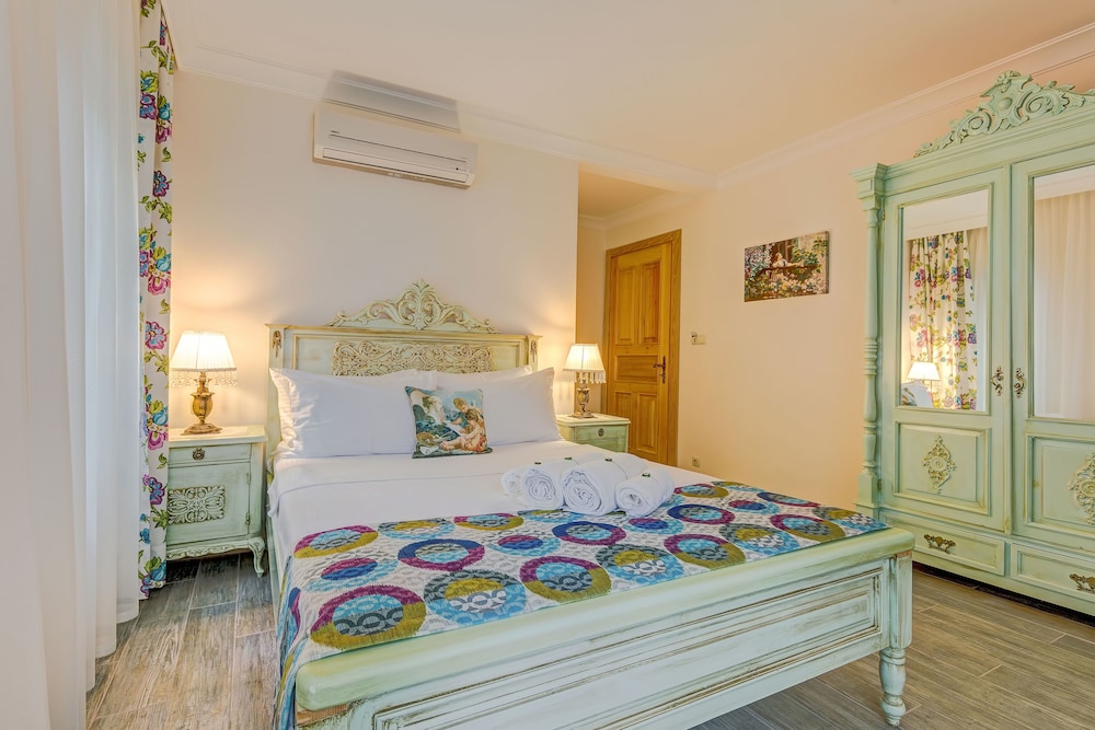 Cunda Esen Hotel 13/50