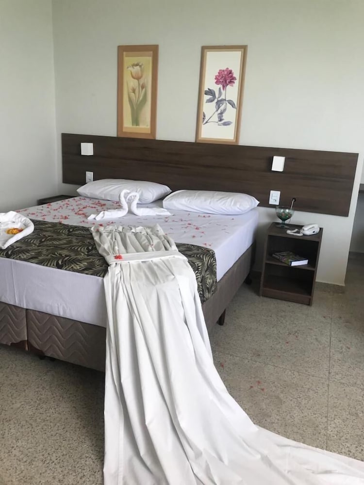 Happy Hotel Pajucara 5/35