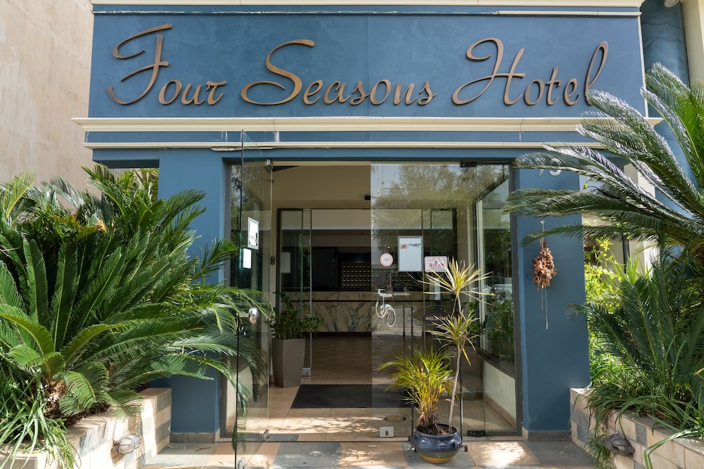 Four Seasons Hotel Glyfada in ATHENS