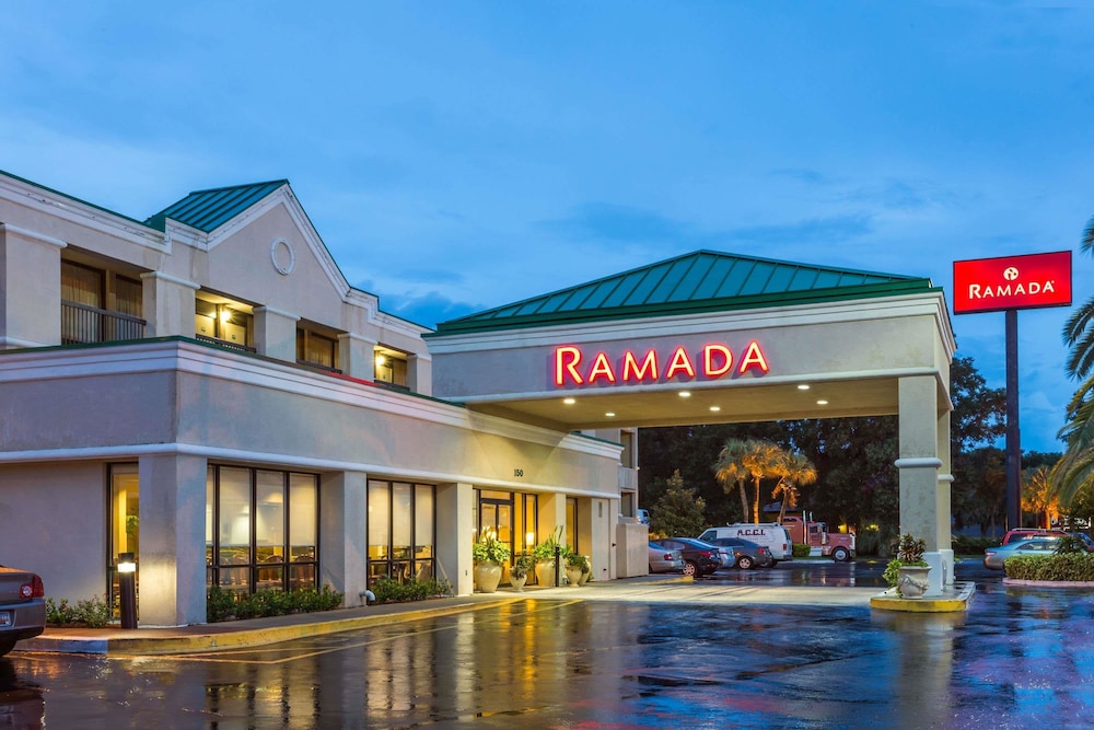 Ramada by Wyndham Altamonte Springs Near I-4 4/39