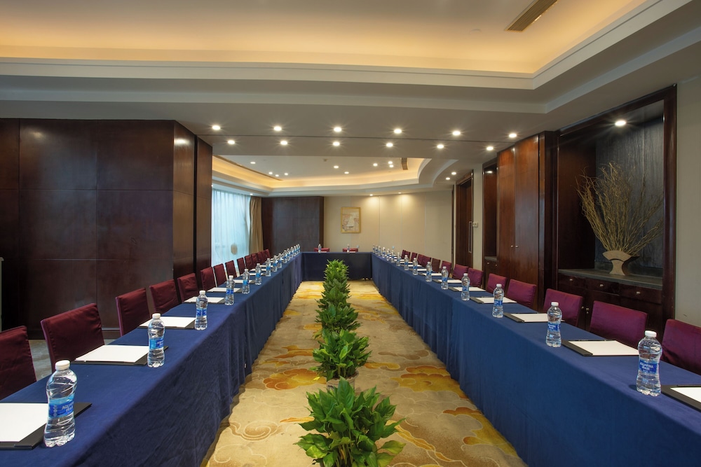 Wuhan Jin Jiang International Hotel 46/56