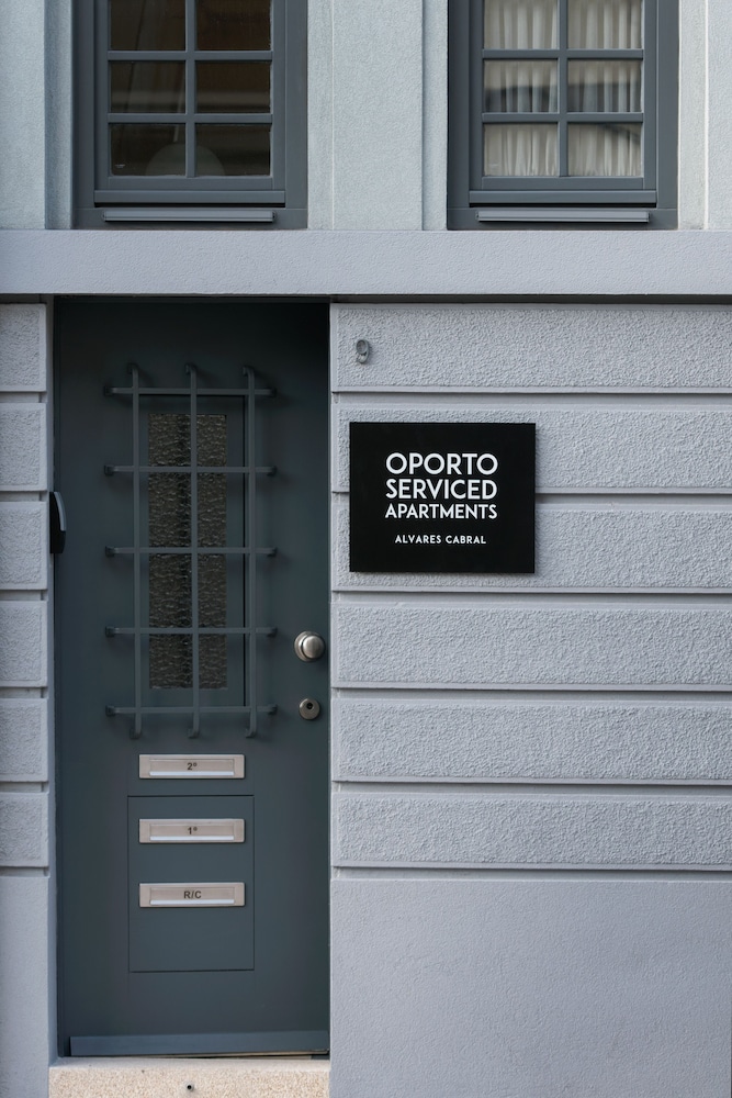 Oporto Serviced Apartments Alvares Cabral 2/17