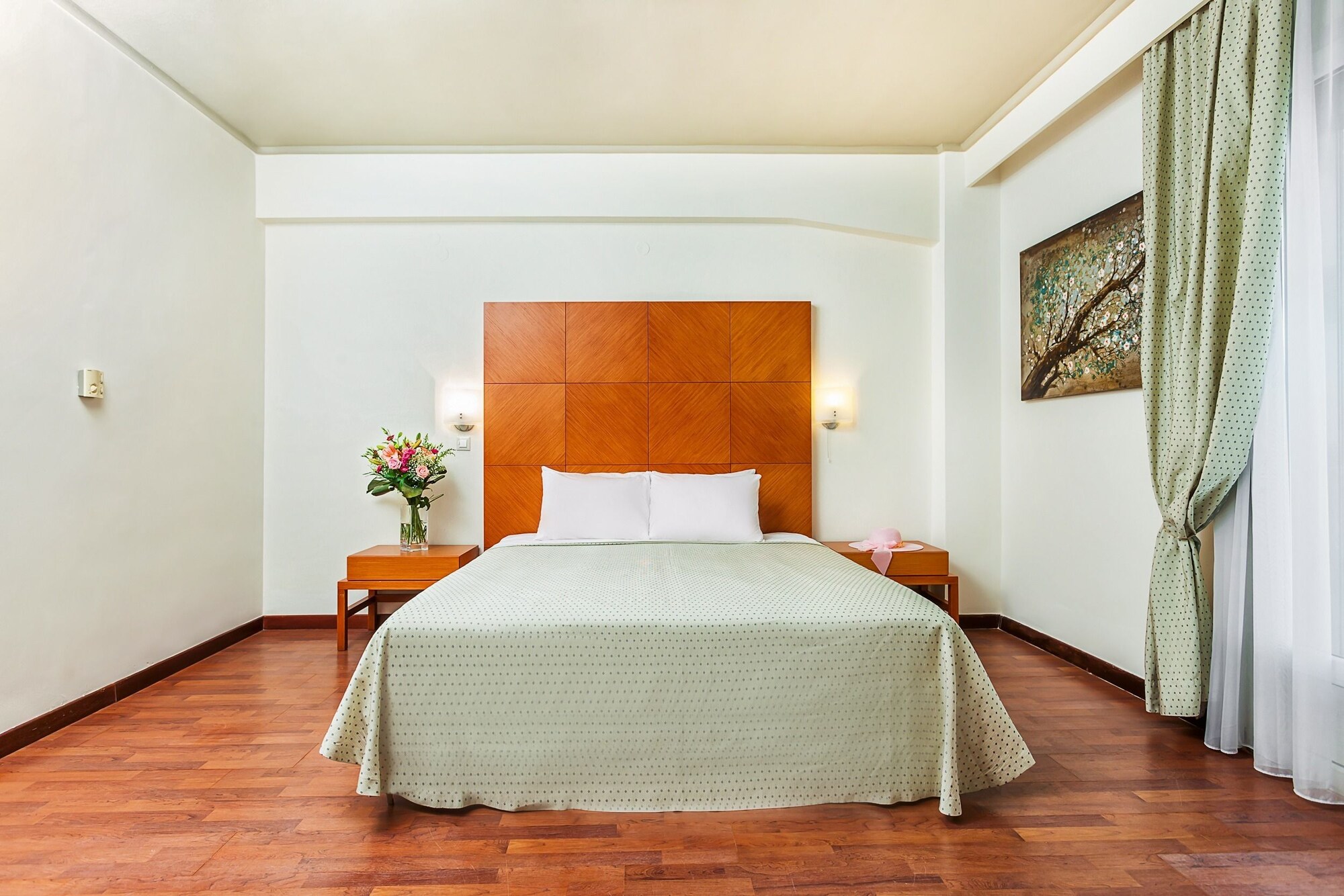 DELUXE, SUITE, SEA VIEW
