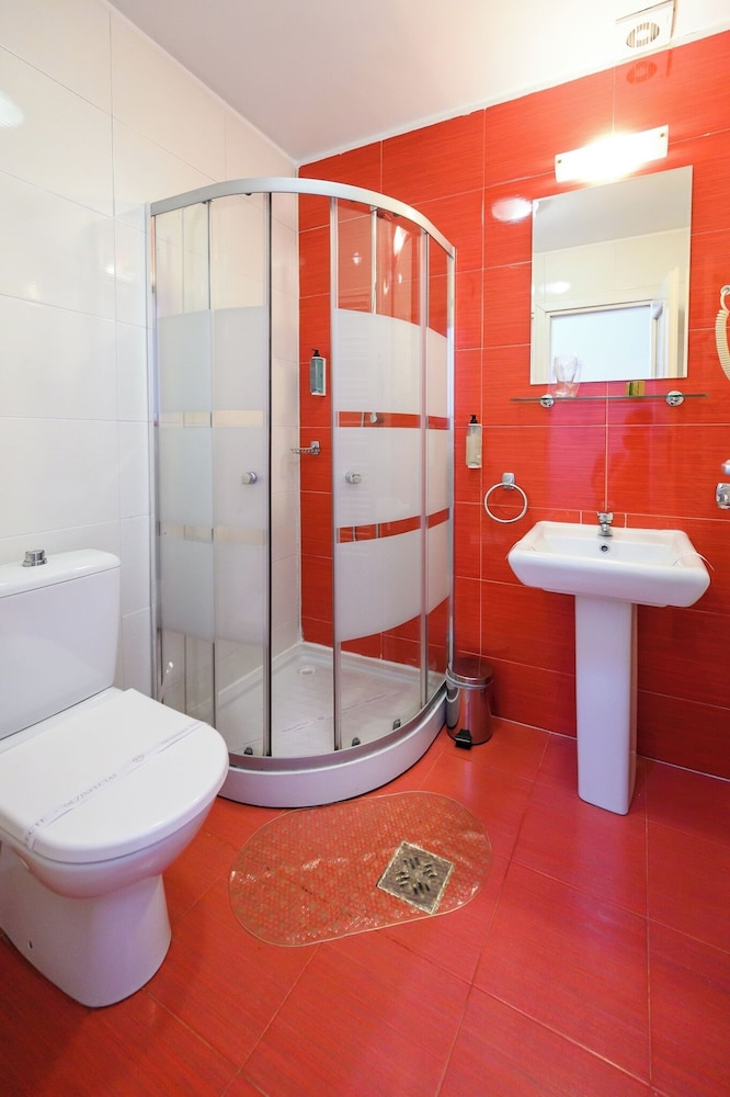 Hotel Transilvania 23/28