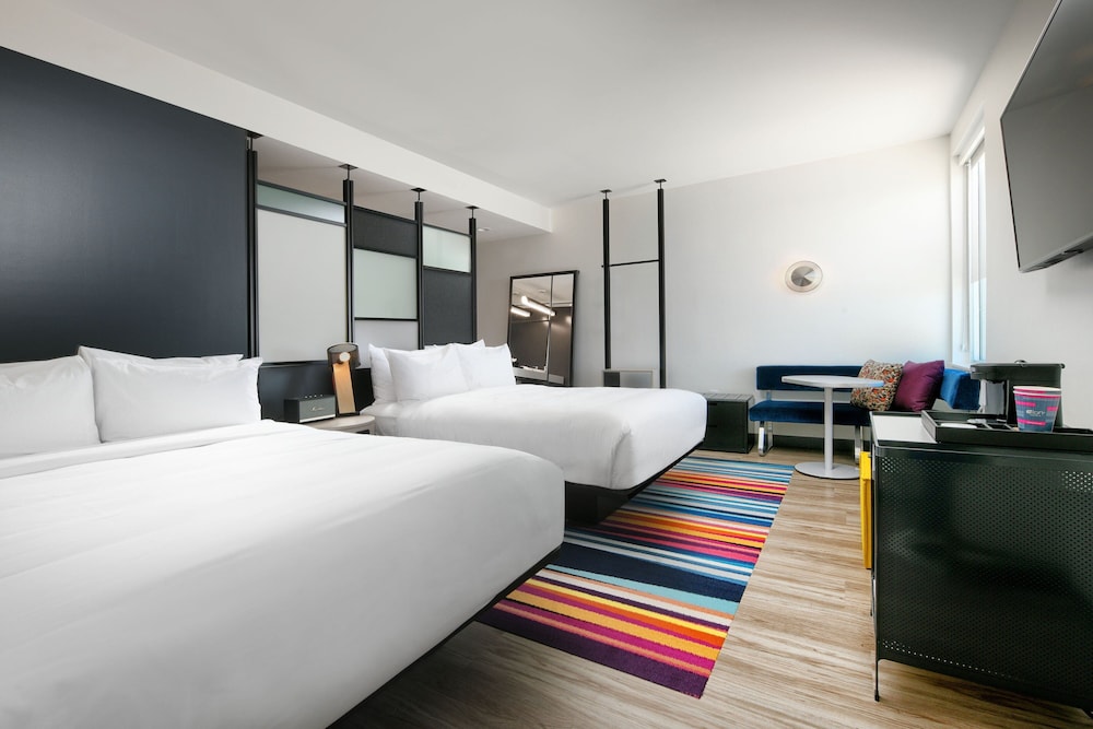 Aloft Dallas Euless 13/44