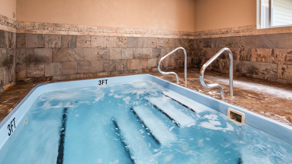 Best Western Plus Flathead Lake Inn And Suites 41/74