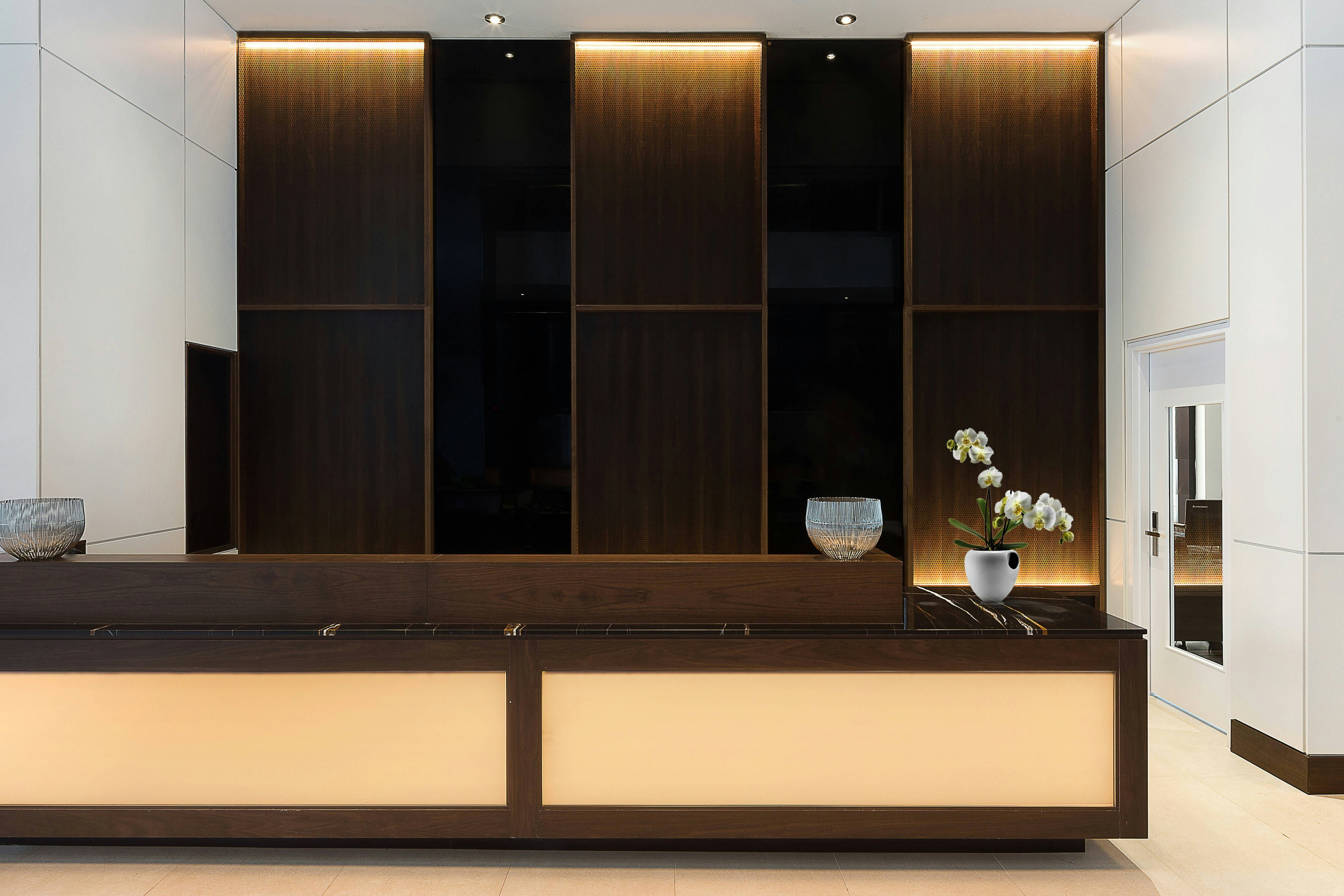 Ac Hotel By Marriott Montreal Downtown 2/21