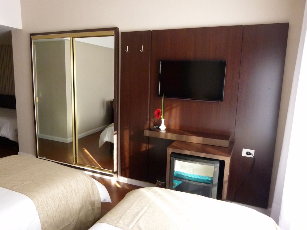 DORA HOTEL BUENOS AIRES 18/61