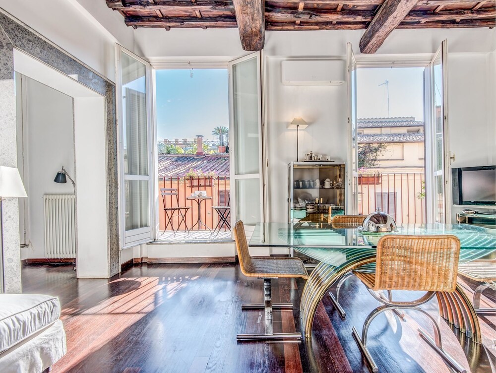 RSH Luxury Spanish Steps Terrace 24/50
