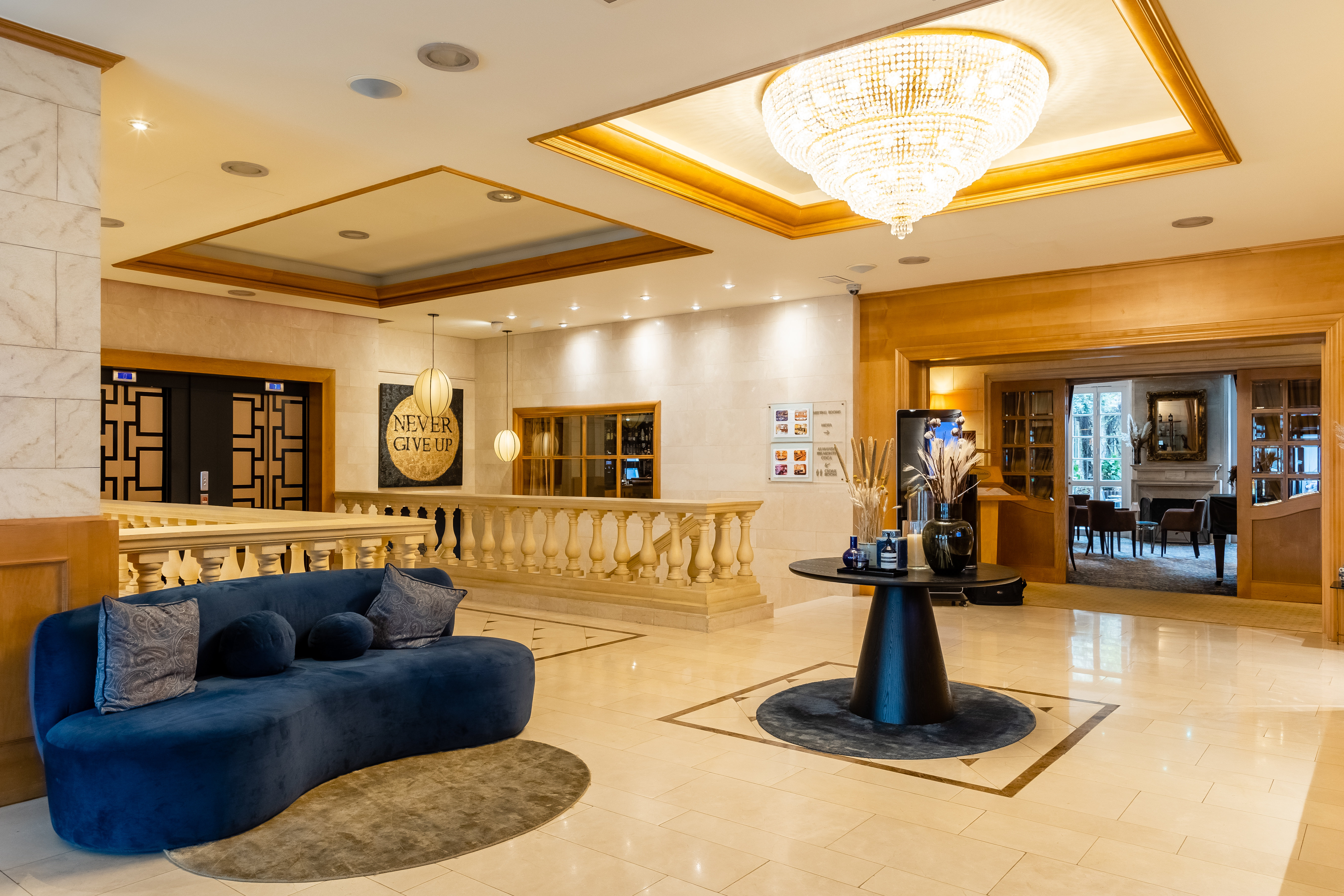 Le Chatelain Brussels Hotel 20/29