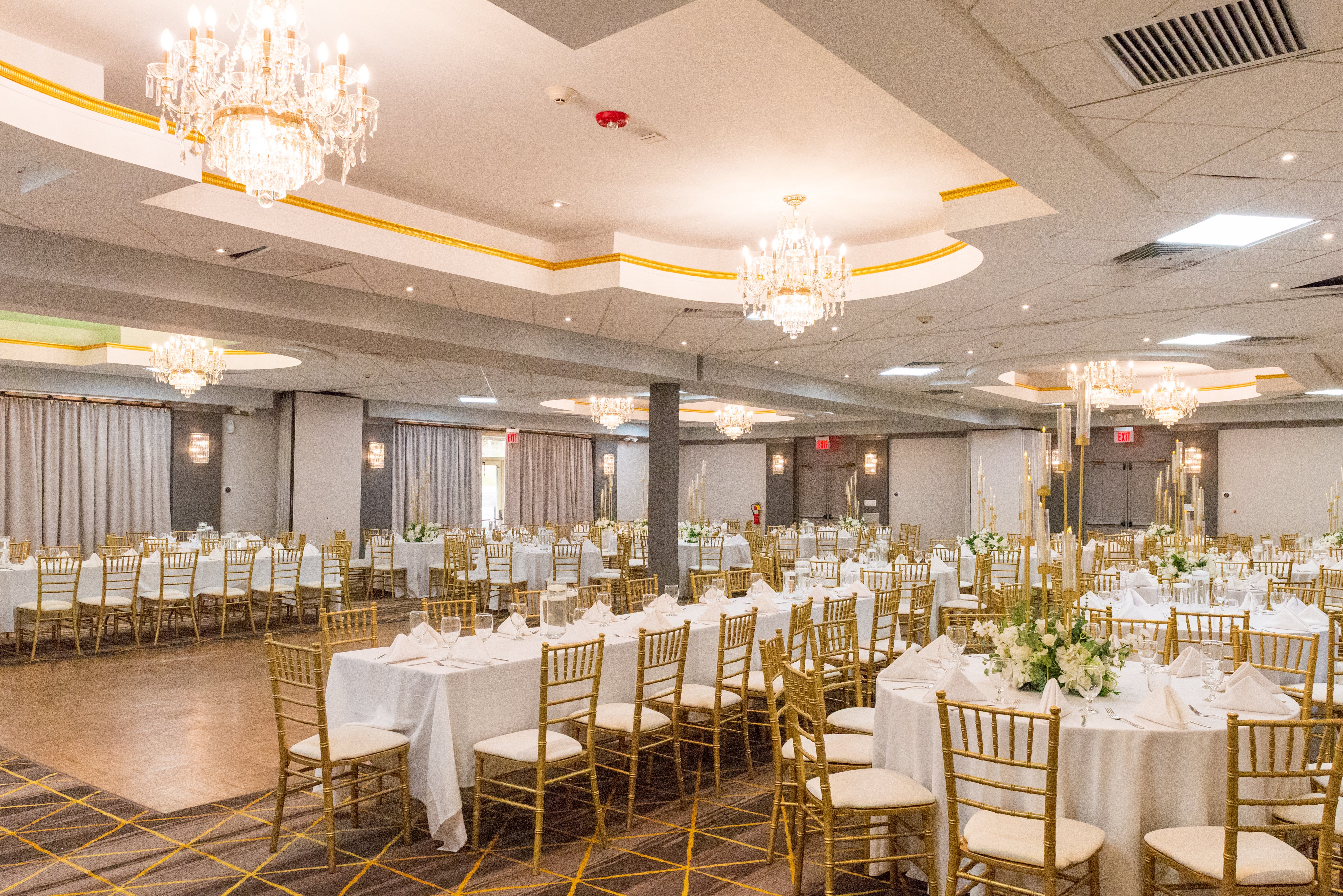 Holiday Inn Plainview-Long Island 44/79