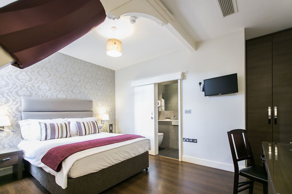 The Pillar Hotel London 26/61