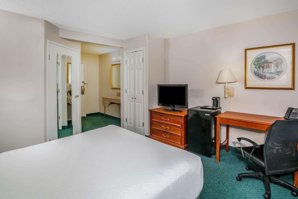La Quinta Inn And Suites By Wyndham Nashville Franklin 31/46