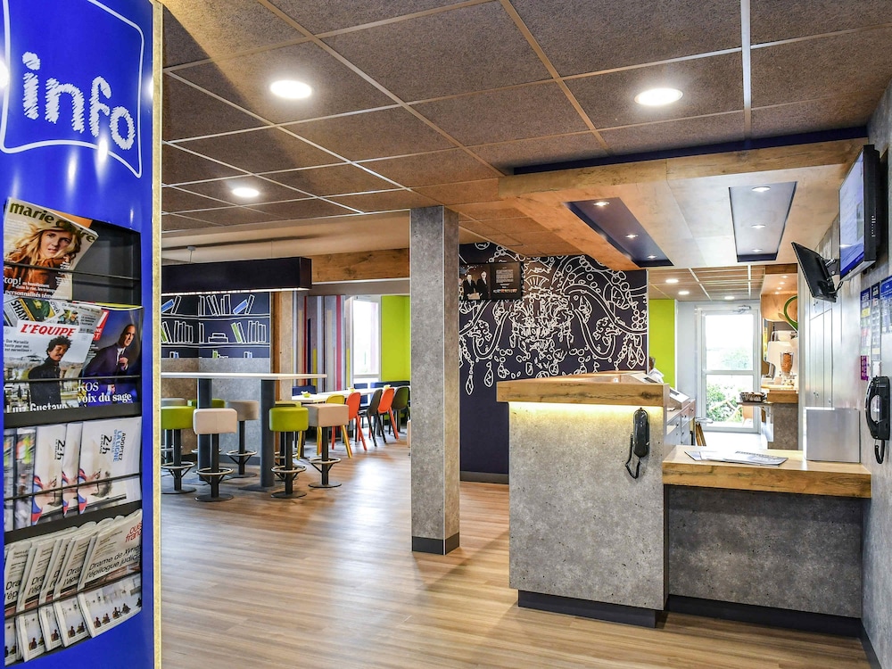 IBIS BUDGET COUTANCES 9/65